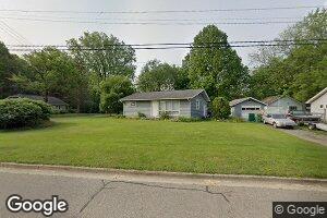 401 Richfield Ave, Springfield, MI 49037