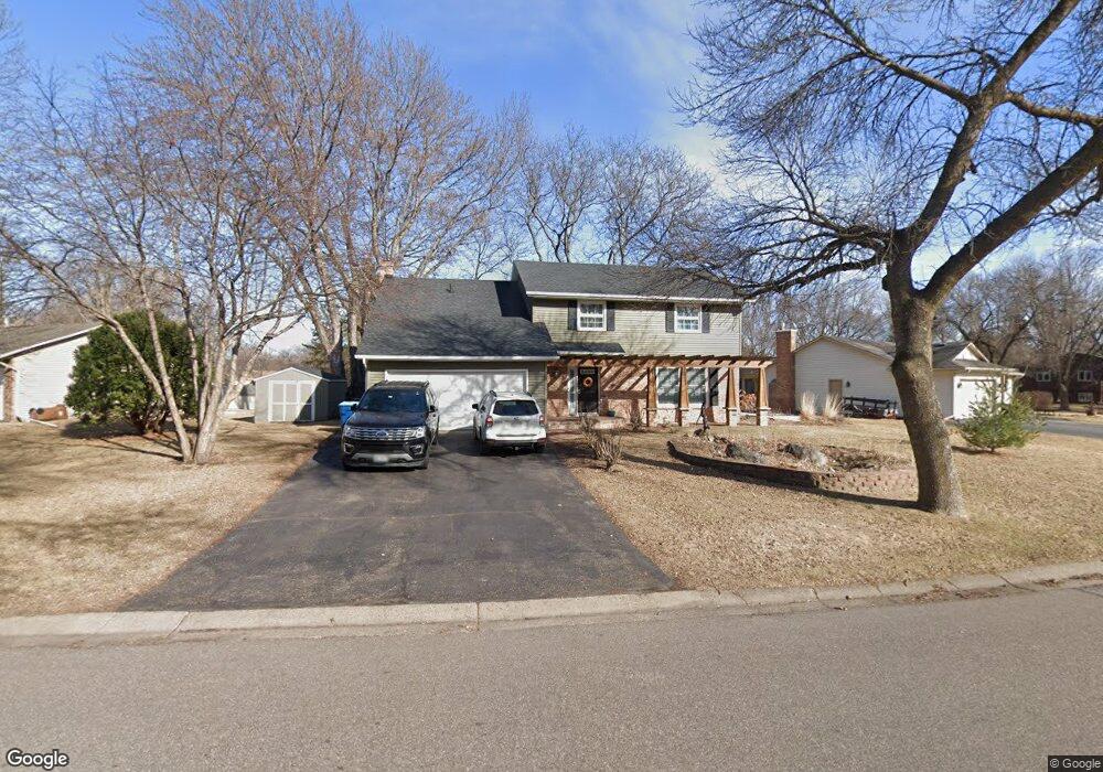 10264 Valley Forge Ln N, Maple Grove, MN 55369 - photo 1