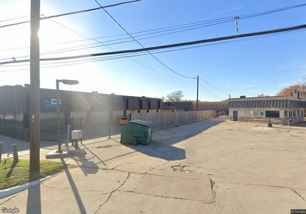 900 Willowwood St, Denton, TX 76205 - photo 1