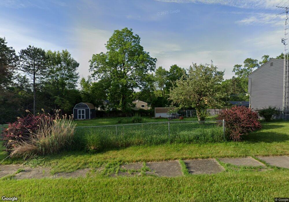 1010 E Austin Ave, Flint, MI 48505 - photo 1