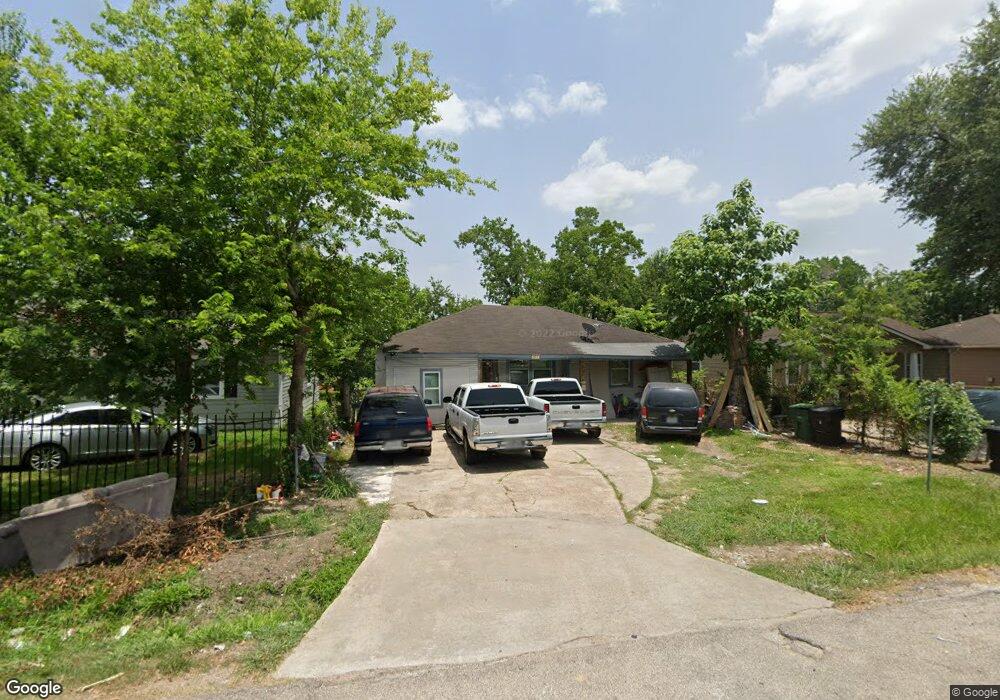7011 Saint Augustine St, Houston, TX 77021 - photo 1