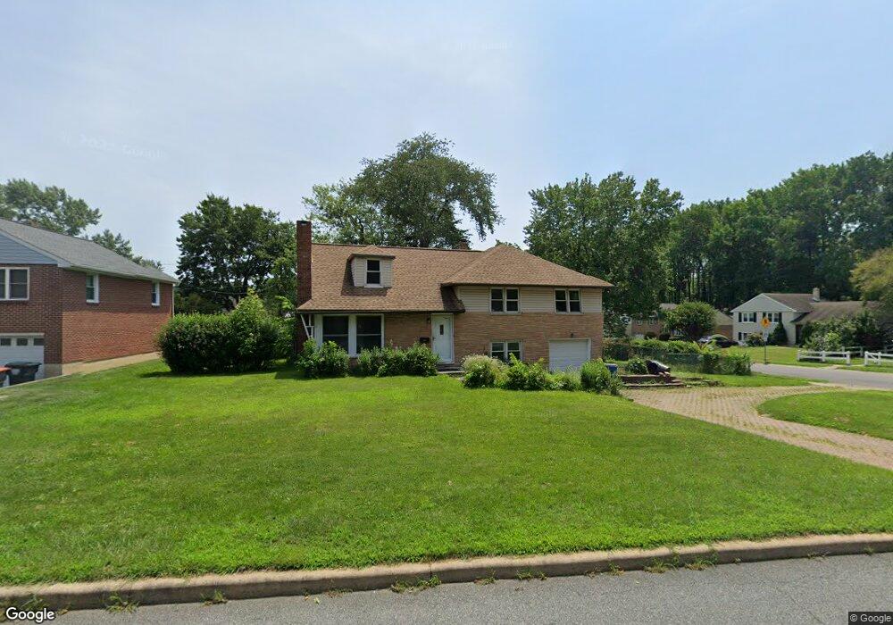 1202 Wilson Rd, Wilmington, DE 19803 - photo 1