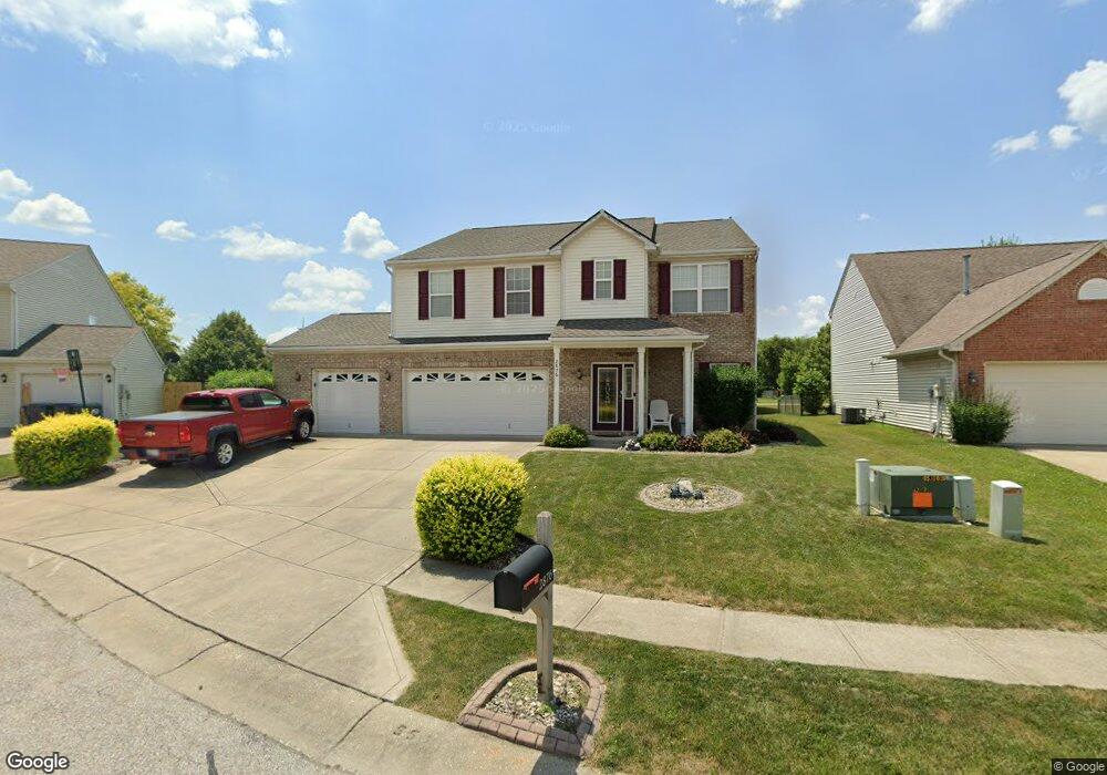 2876 Big Cone Ct, Whiteland, IN 46184 - photo 1