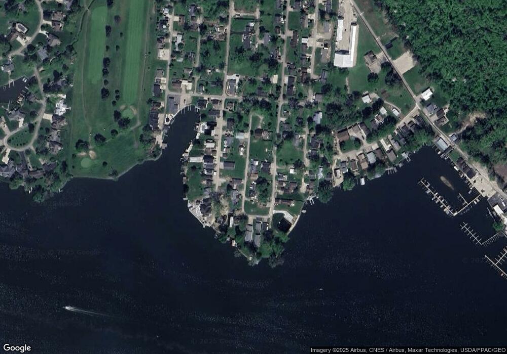 649 Lancaster Ave, Thornville, OH 43076 - photo 1