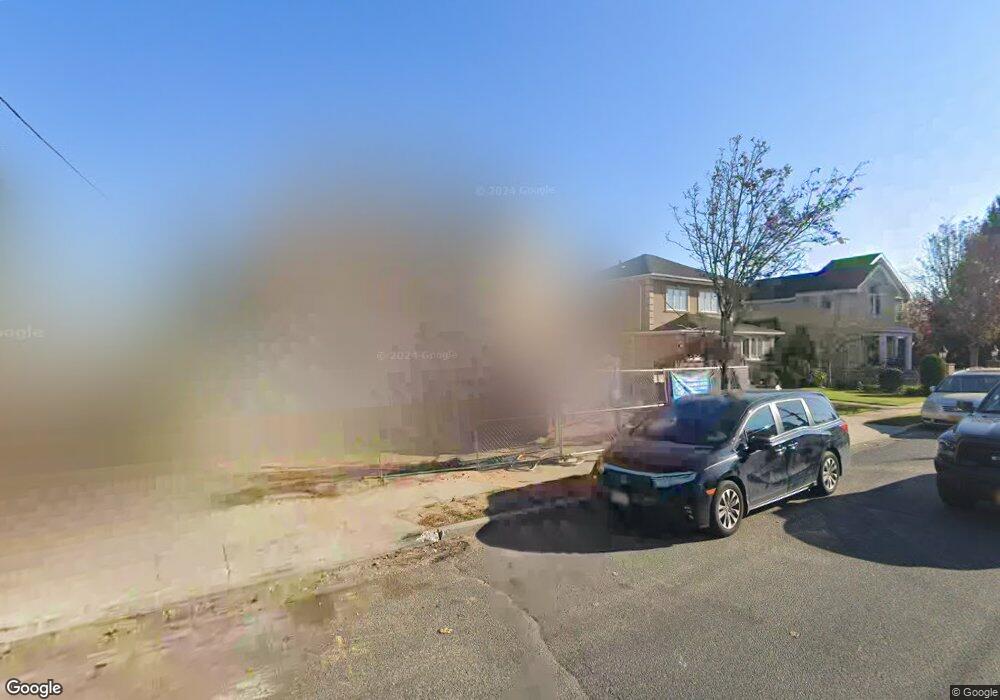 226 Smith St, Woodmere, NY 11598 - photo 1