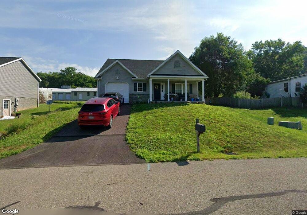 531 Clover Ave, Bloomsburg, PA 17815 - photo 1
