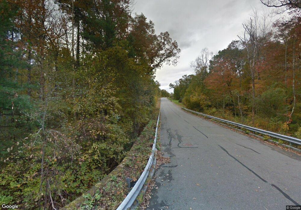 4 Waterman Way, Uxbridge, MA 01569 - photo 1