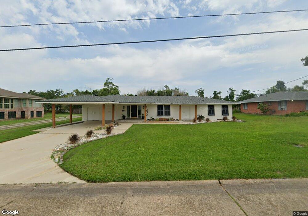 1000 Idlewilde Ln, Lake Charles, LA 70605 - photo 1