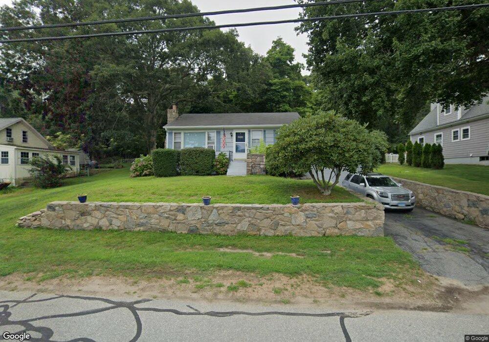 19 W End Ave, Niantic, CT 06357 - photo 1