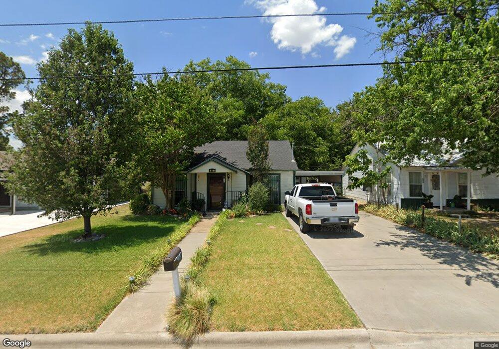 407 Fair Ave, Gainesville, TX 76240 - photo 1