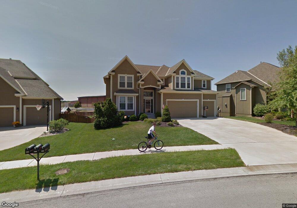 22211 W 59th St, Shawnee, KS 66226 - photo 1