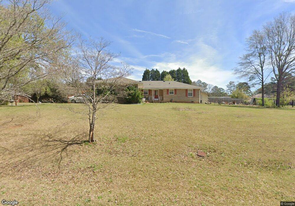 6476 Rickenbacker Cir, Morrow, GA 30260 - photo 1