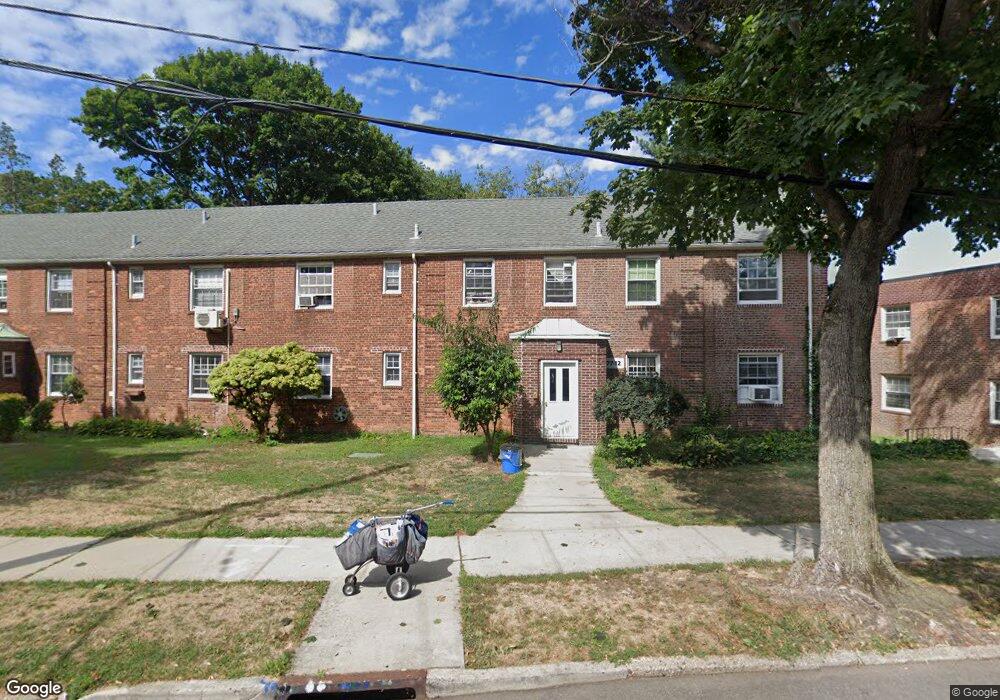 77-12 Vleigh Place unit 79F, Flushing, NY 11367 - photo 1