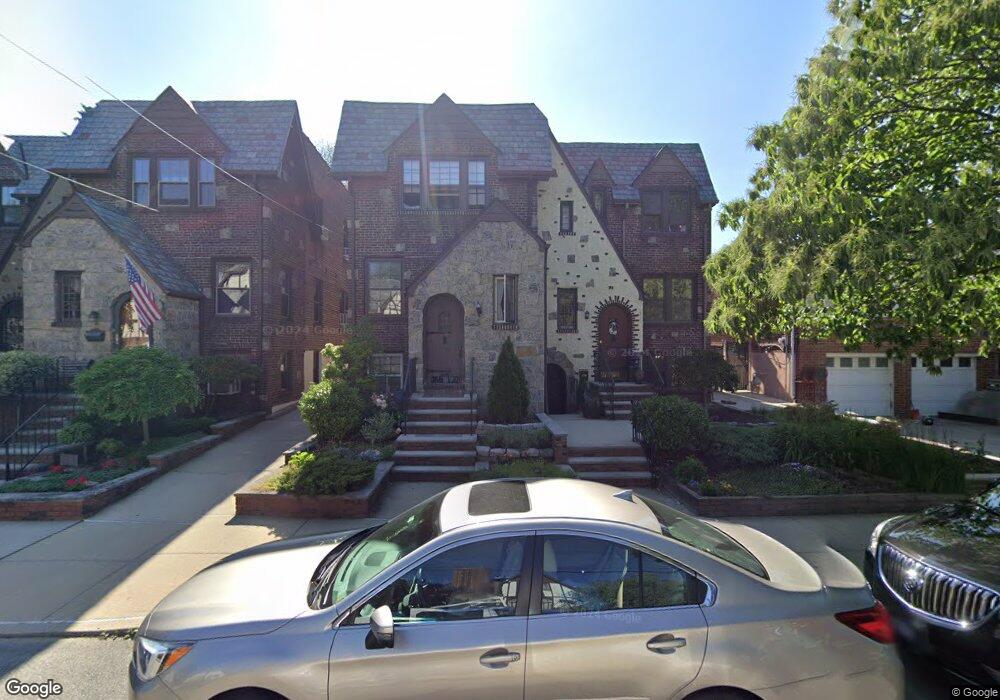 2720 166th St, Flushing, NY 11358 - photo 1