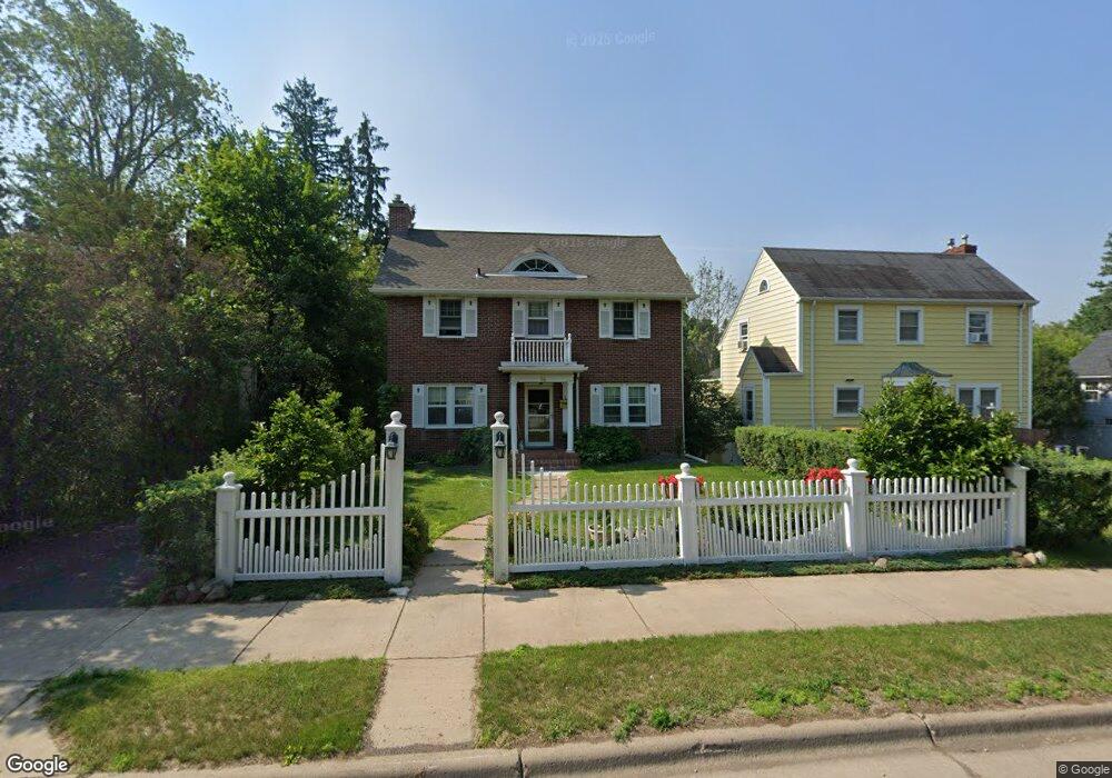 14 W Saint Andrews St, Duluth, MN 55803 - photo 1