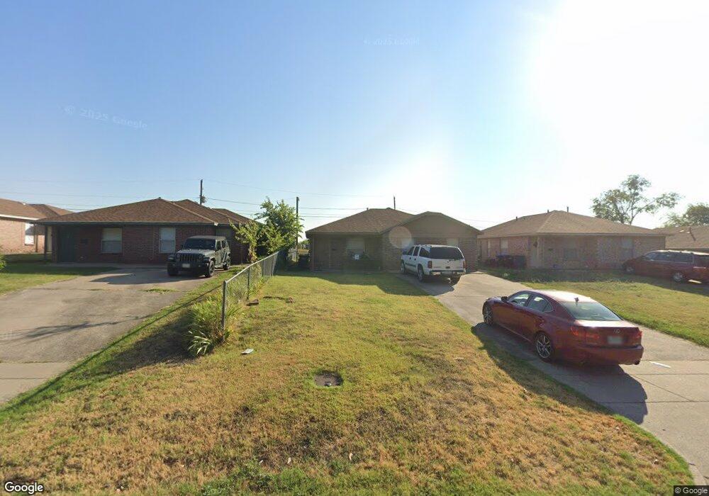 3136 NW 29th St, Fort Worth, TX 76106 - photo 1