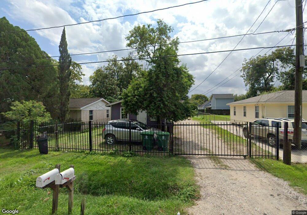 4026 Vaughn St, Houston, TX 77016 - photo 1