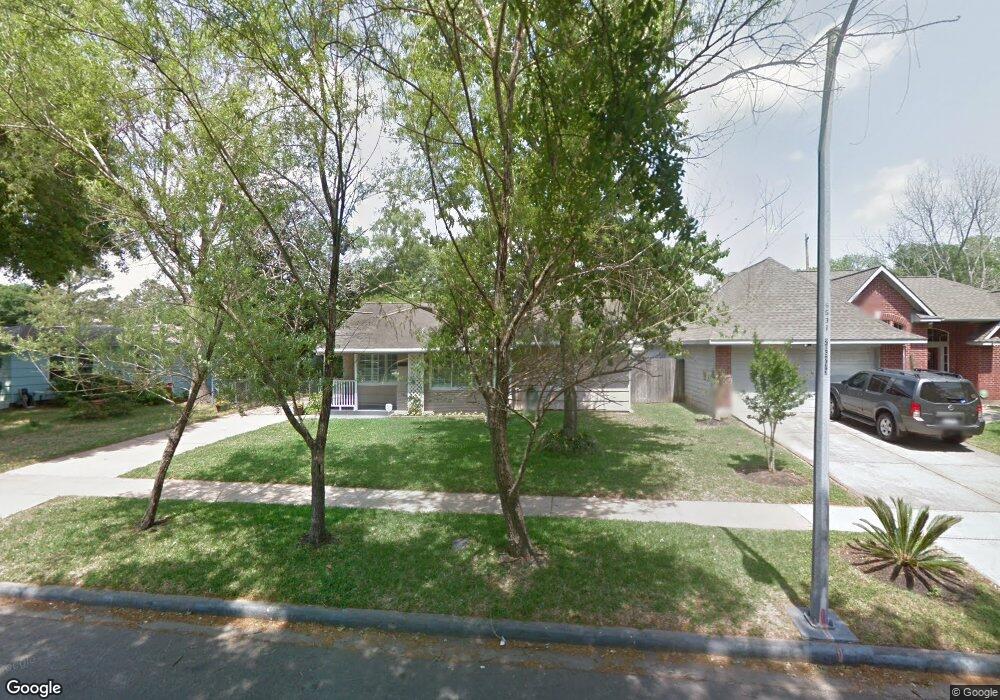 7727 Hereford St, Houston, TX 77087 - photo 1