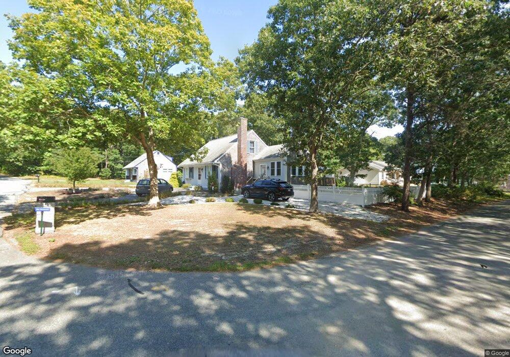 38 Treasure Ln, Mashpee, MA 02649 - photo 1