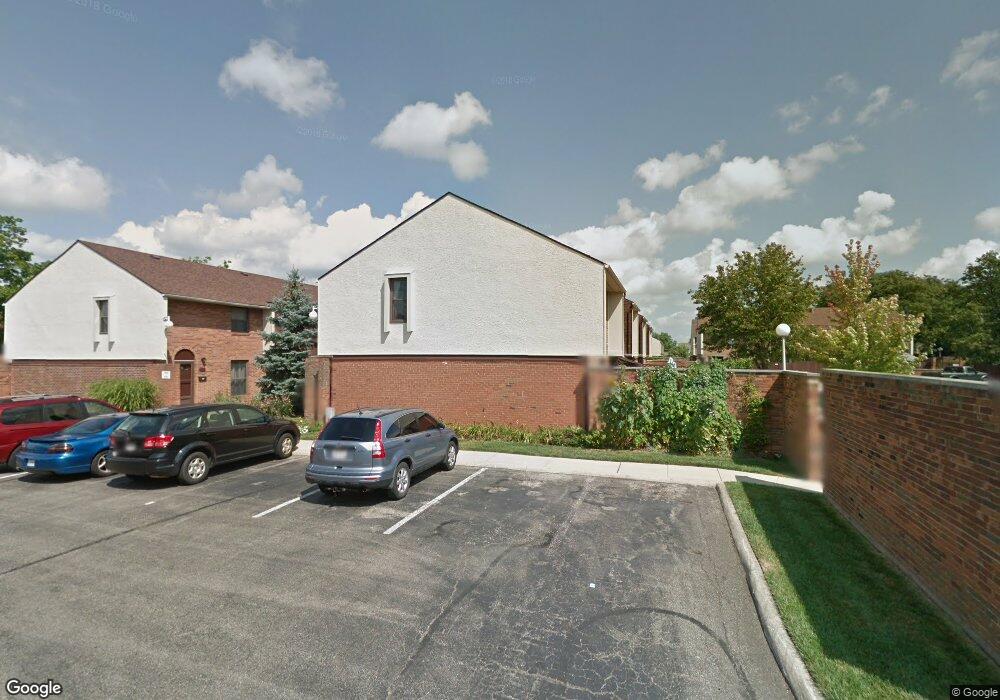 1922 Willoway Cir S unit 1922, Columbus, OH 43220 - photo 1