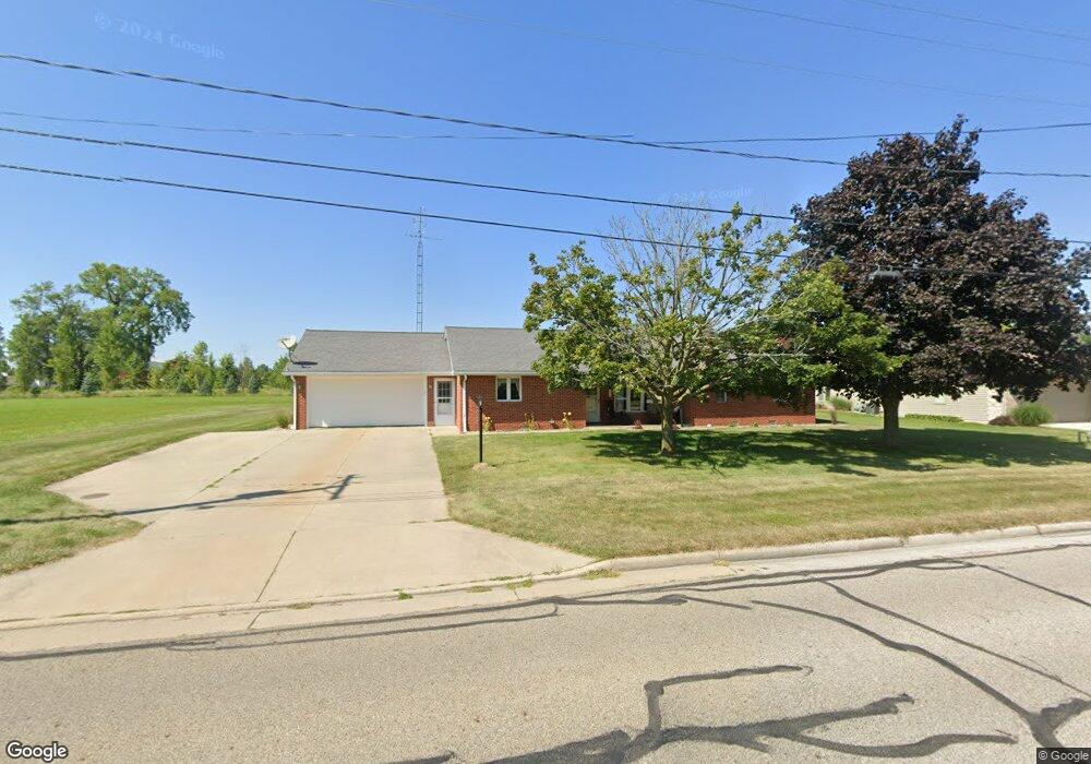 416 W Lutz Rd, Archbold, OH 43502 - photo 1