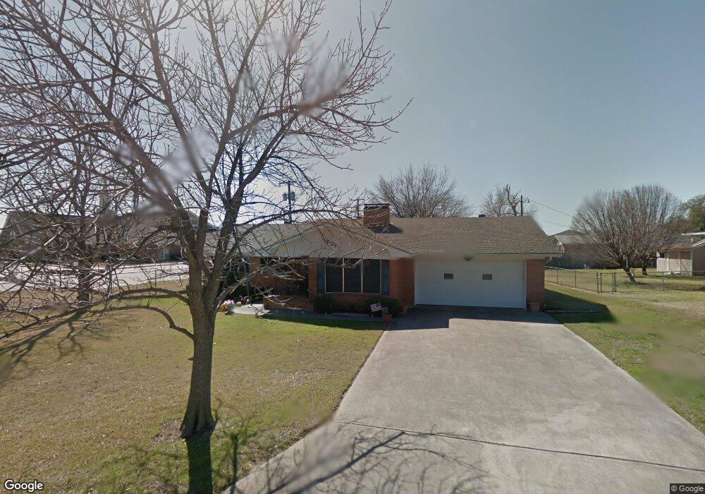 1801 College St, Gainesville, TX 76240 - photo 1