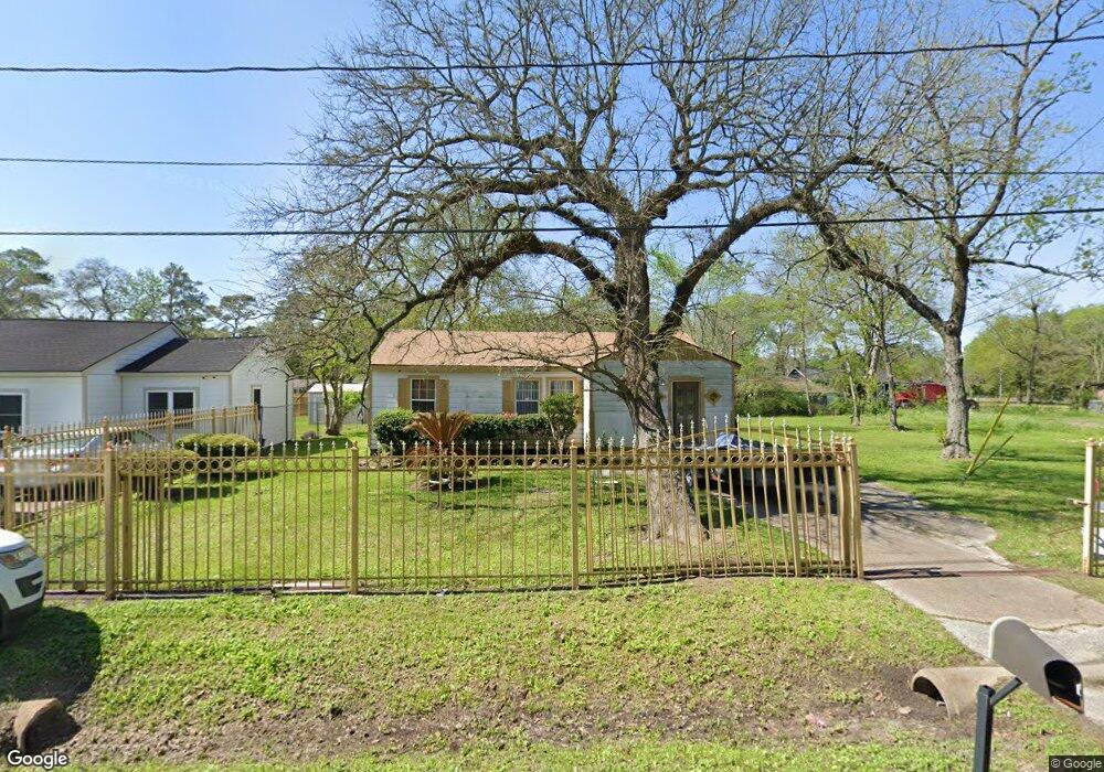 6814 Carothers St, Houston, TX 77028 - photo 1
