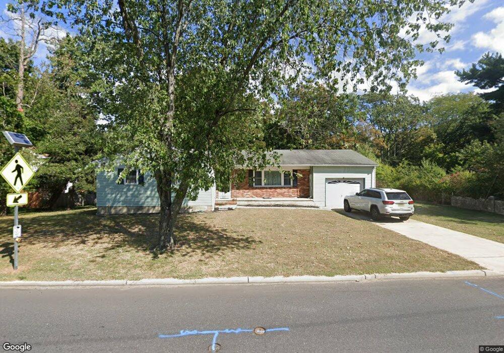 568 Laurel Ave, Hazlet, NJ 07730 - photo 1