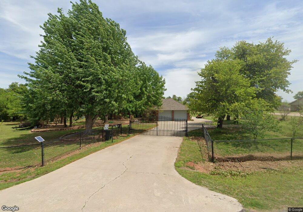 833 Brandie St, Tuttle, OK 73089 - photo 1