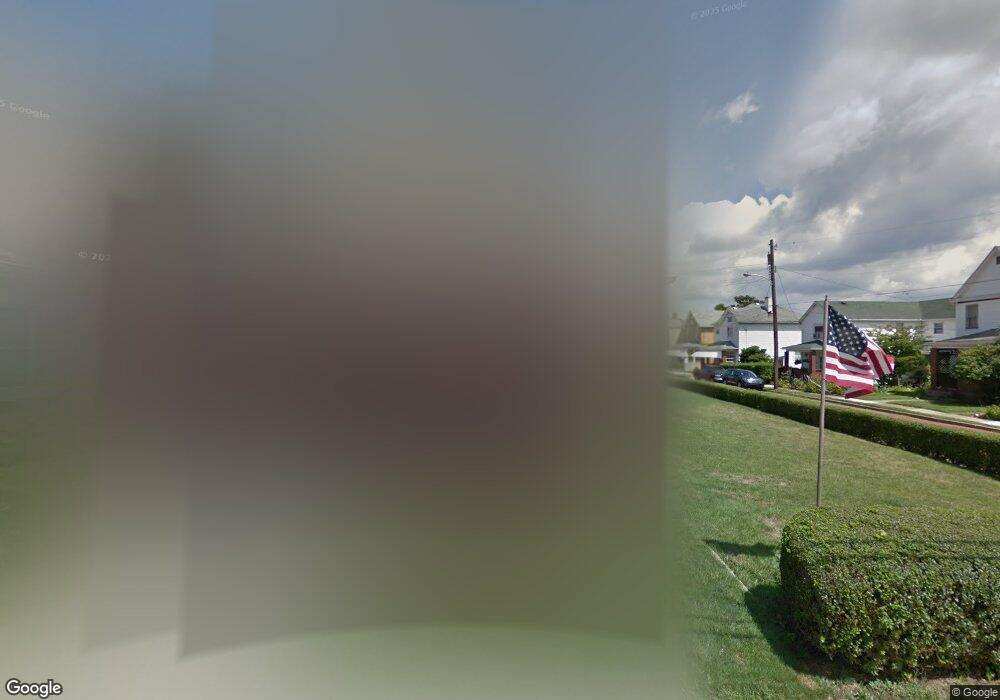 328 Walnut St, Vandergrift, PA 15690 - photo 1