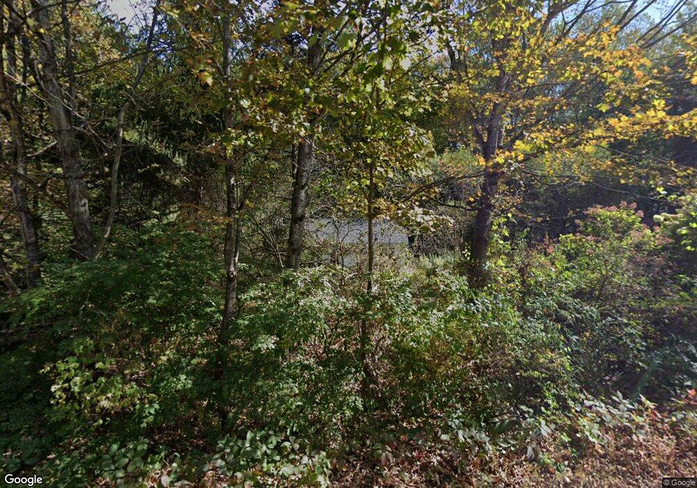 214 Hillcrest Rd, Manchester Center, VT 05255 - photo 1