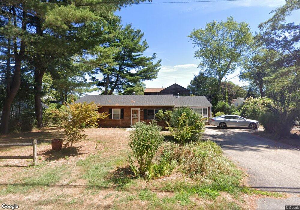 627 Middlebridge Rd, Wakefield, RI 02879 - photo 1