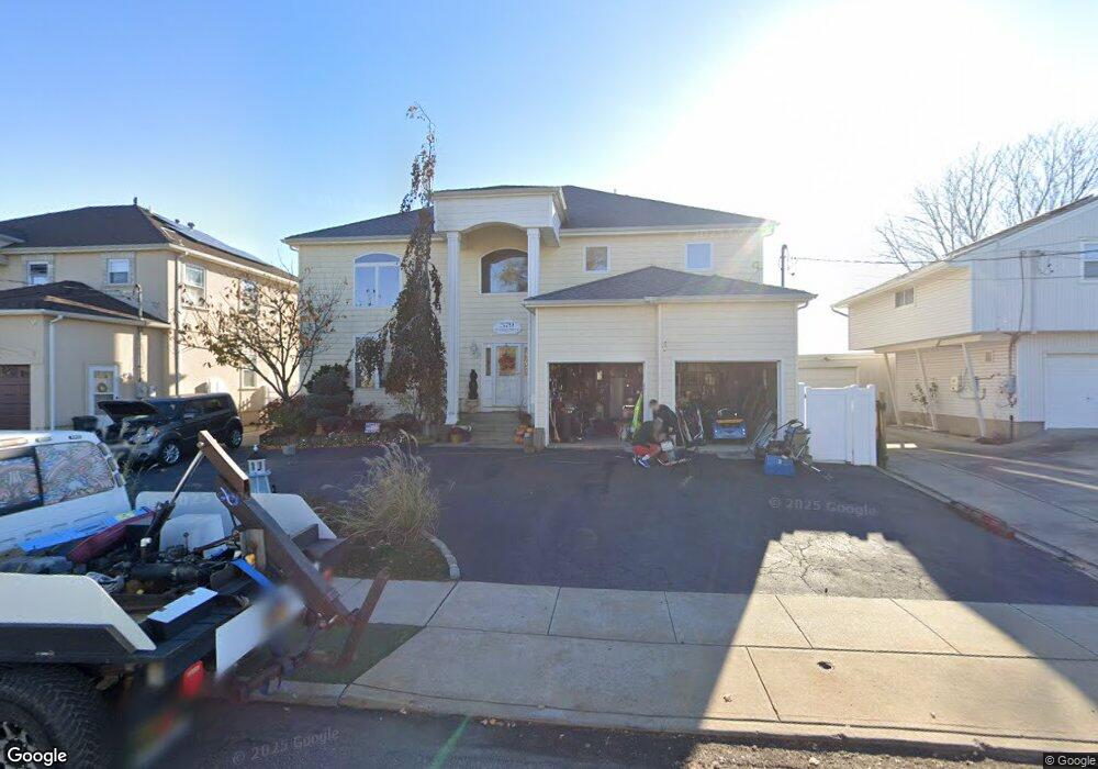 579 Bothner St, Oceanside, NY 11572 - photo 1