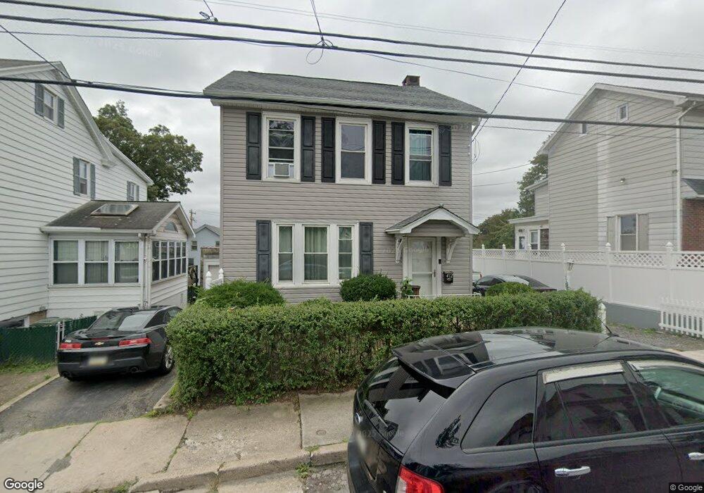 412 W Green St, Hazleton, PA 18201 - photo 1