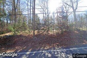 95 Piscassic Rd, Newfields, NH 03856