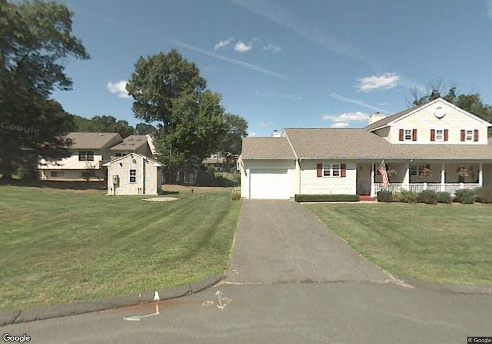 62 Dibble Hollow Ln, Windsor Locks, CT 06096 - photo 1