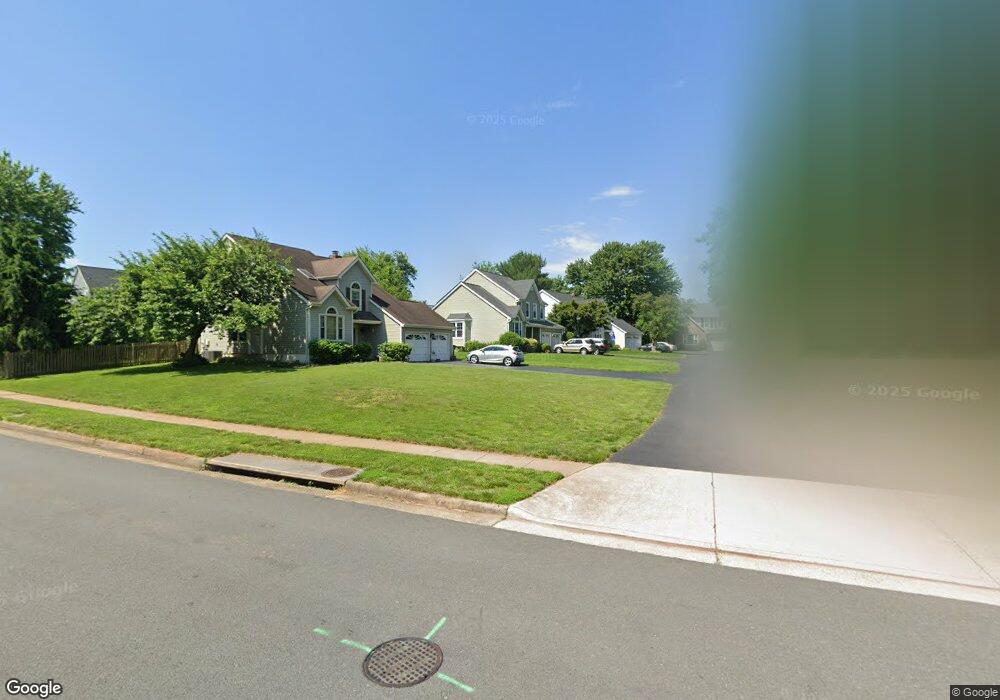 13240 Stone Heather Dr, Herndon, VA 20171 - photo 1