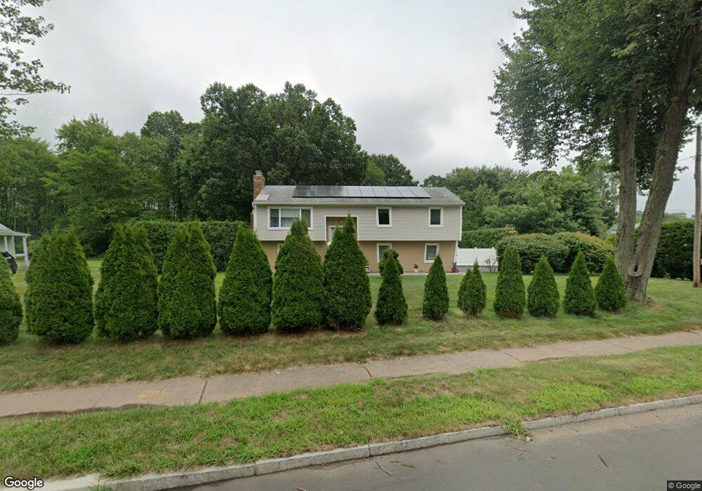 608 Maple Hill Ave, Newington, CT 06111 - photo 1