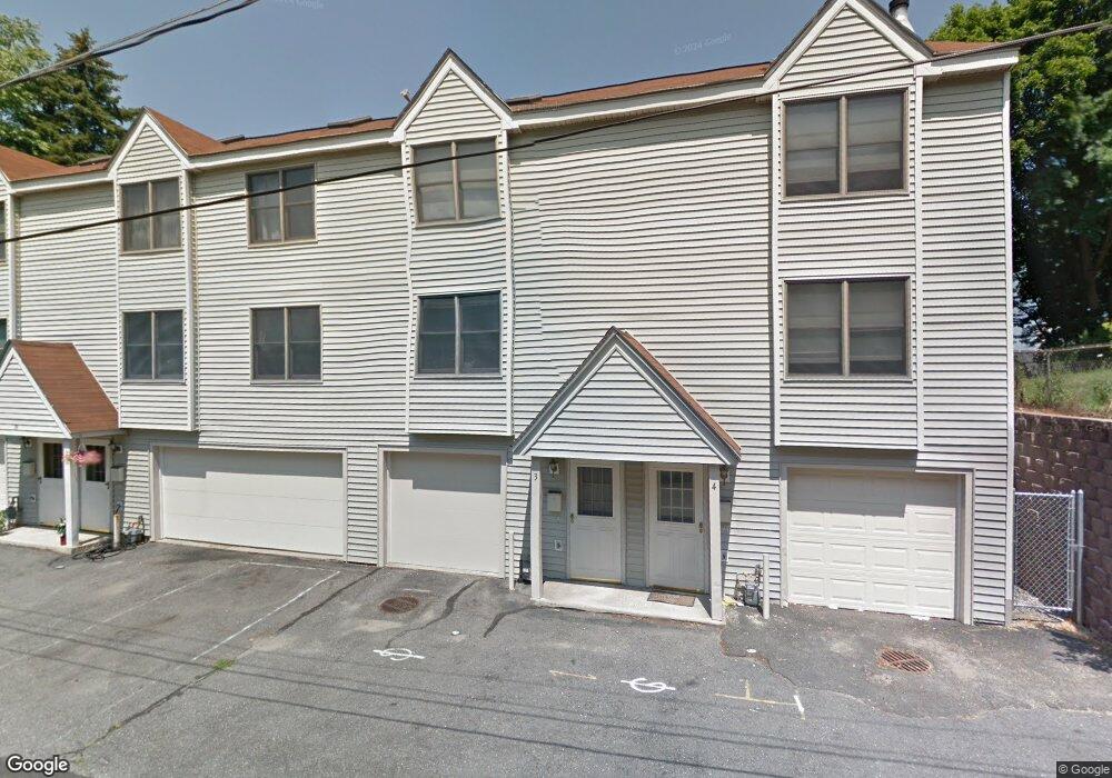 18 Pinehill unit 4, Lowell, MA 01852 - photo 1