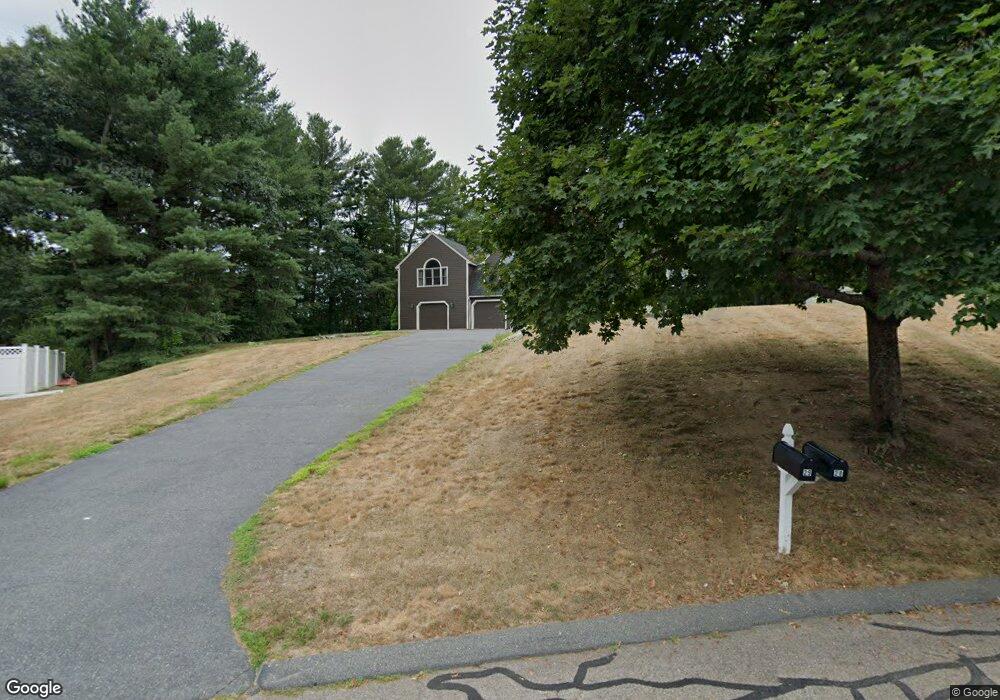 29 Florence Cir, Upton, MA 01568 - photo 1