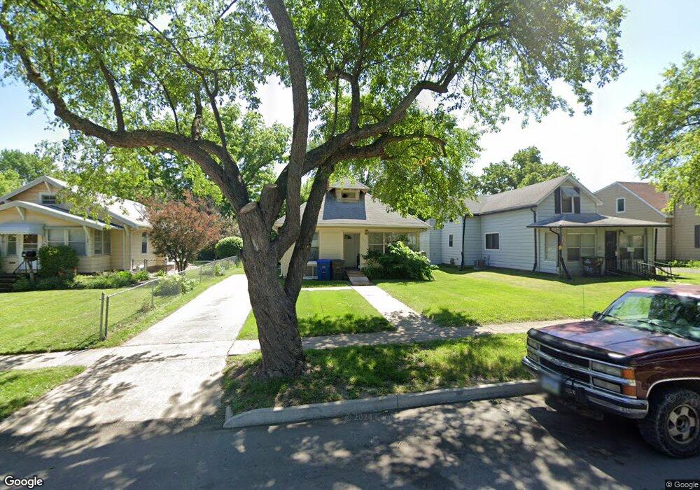 3913 10th St, Des Moines, IA 50313 - photo 1