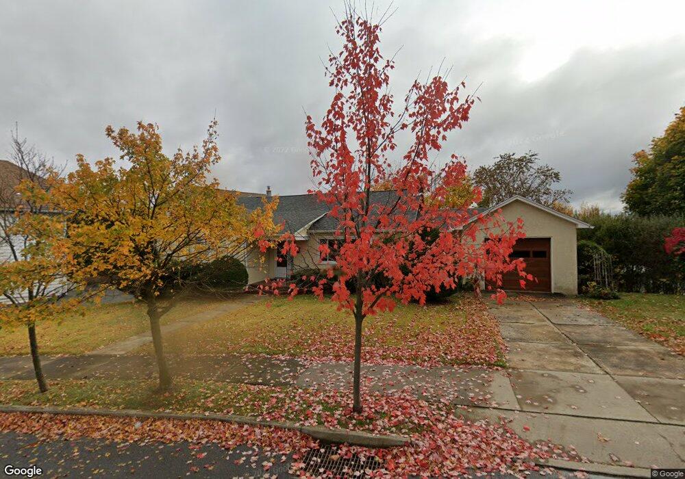 601 Hillcrest Dr, Dickson City, PA 18519 - photo 1