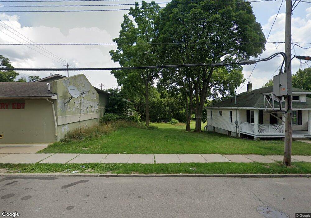 1507 Lyons Ave, Lansing, MI 48910 - photo 1