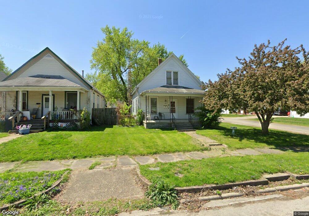 801 Decatur St, Lincoln, IL 62656 - photo 1