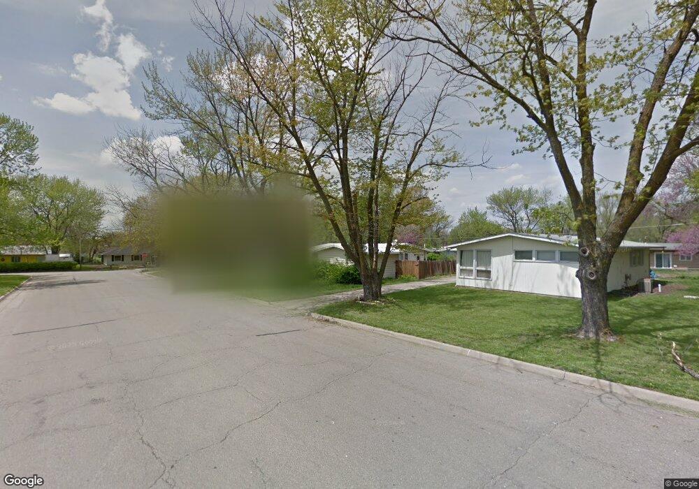 1418 SW Croix St, Topeka, KS 66611 - photo 1