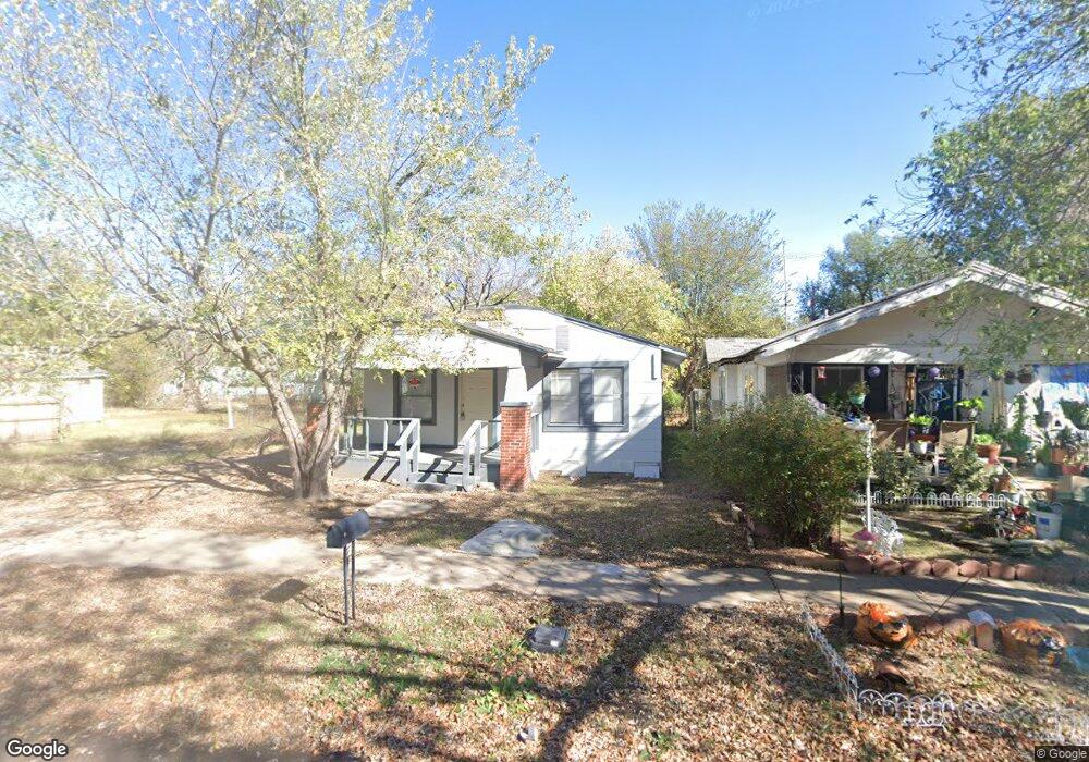 1315 N Griffin Ave, Okmulgee, OK 74447 - photo 1