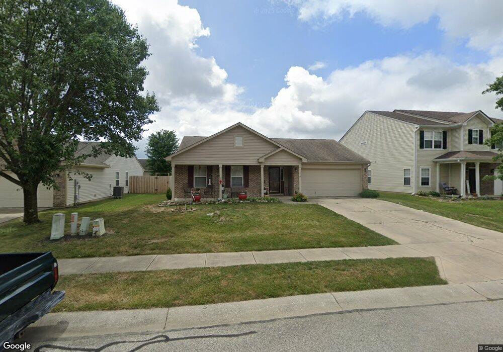 1317 Yellowstone Cir, Franklin, IN 46131 - photo 1