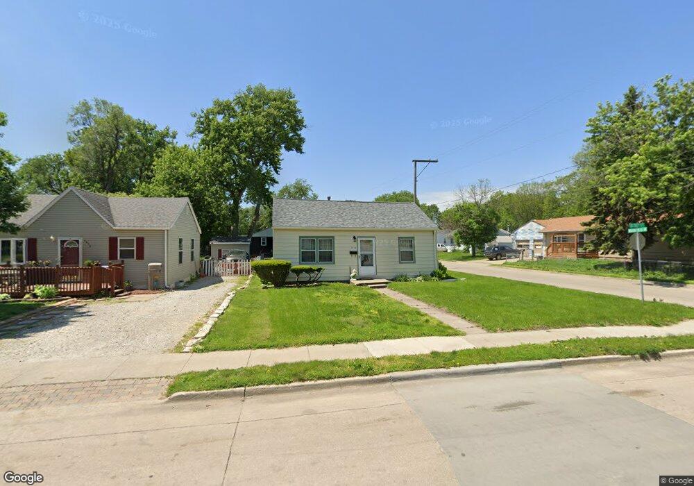 1418 E 30th St, Des Moines, IA 50317 - photo 1