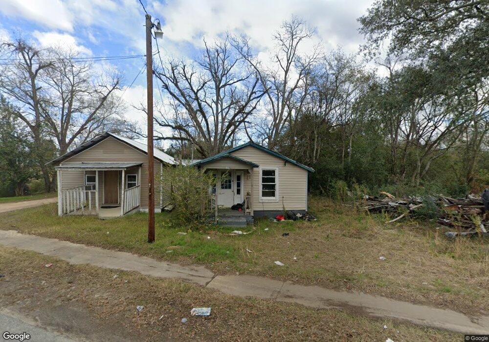 329 N Henderson Ave, Donalsonville, GA 39845 - photo 1