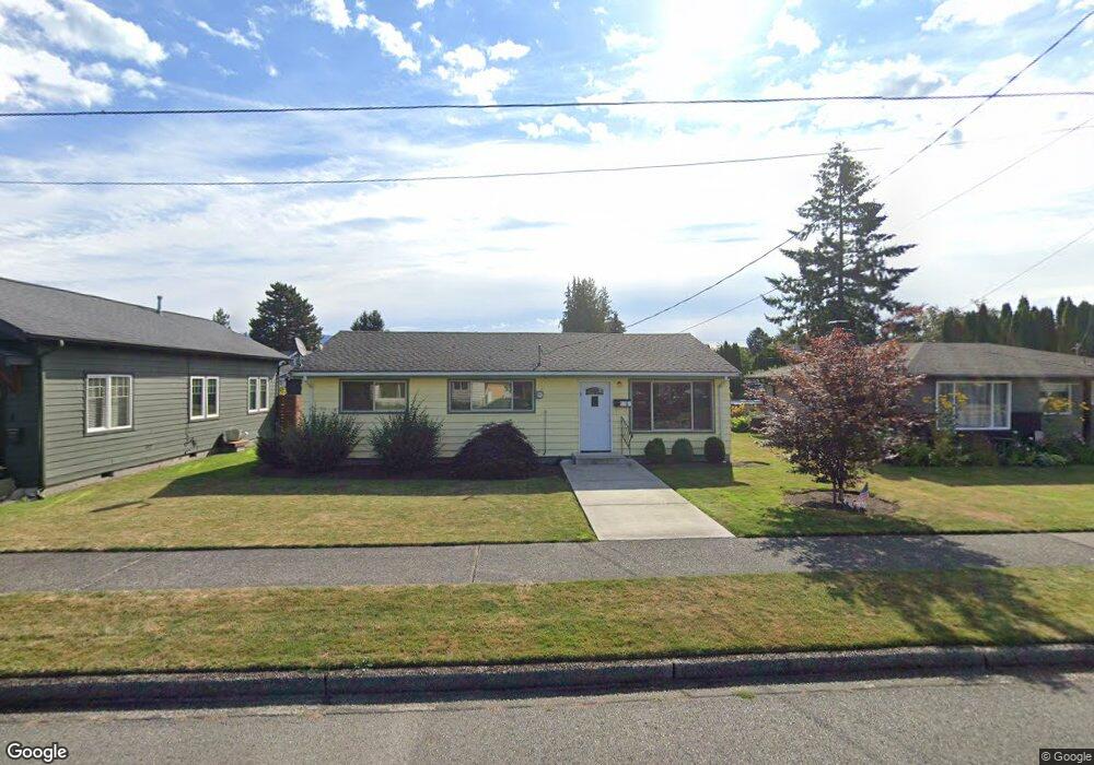 1061 Harding St, Enumclaw, WA 98022 - photo 1